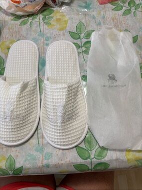 Ritz Carlton White Waffle Spa Slippers with Logo New